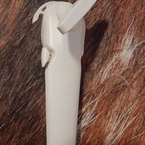 Pampered Chef Can Opener